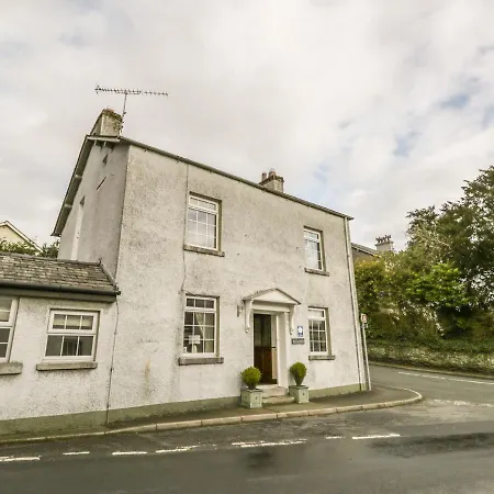 Old Bank House *